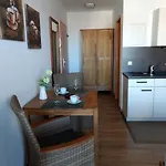 Appartementanlage Yachthafenresidenz Кюлунгсборн