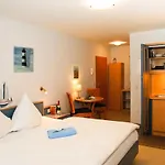 Appartementanlage Yachthafenresidenz