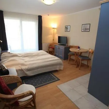 Appartementanlage Yachthafenresidenz *
