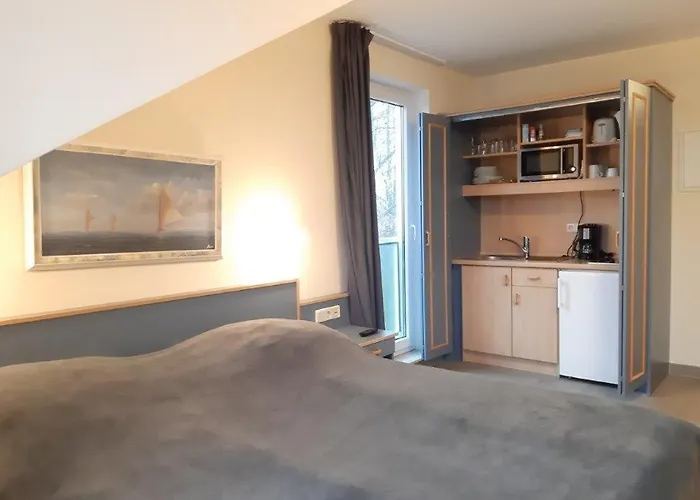 Appartementanlage Yachthafenresidenz *